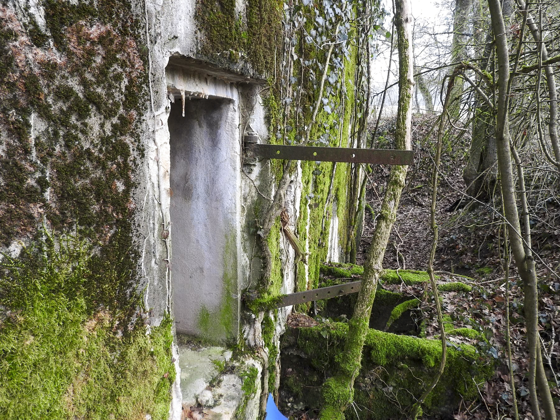 Ligne Maginot - ALTCOUPE NORD - (Blockhaus pour canon) - L'entrée latérale pour les hommes. - STENGER Mathieu