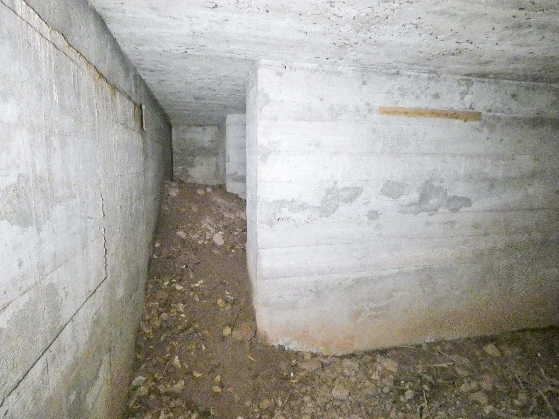 Ligne Maginot - GROSSLING (II° 59° RAMF) - (PC de Quartier) - L'intérieur de l'abri à trois alvéoles. - STENGER Mathieu