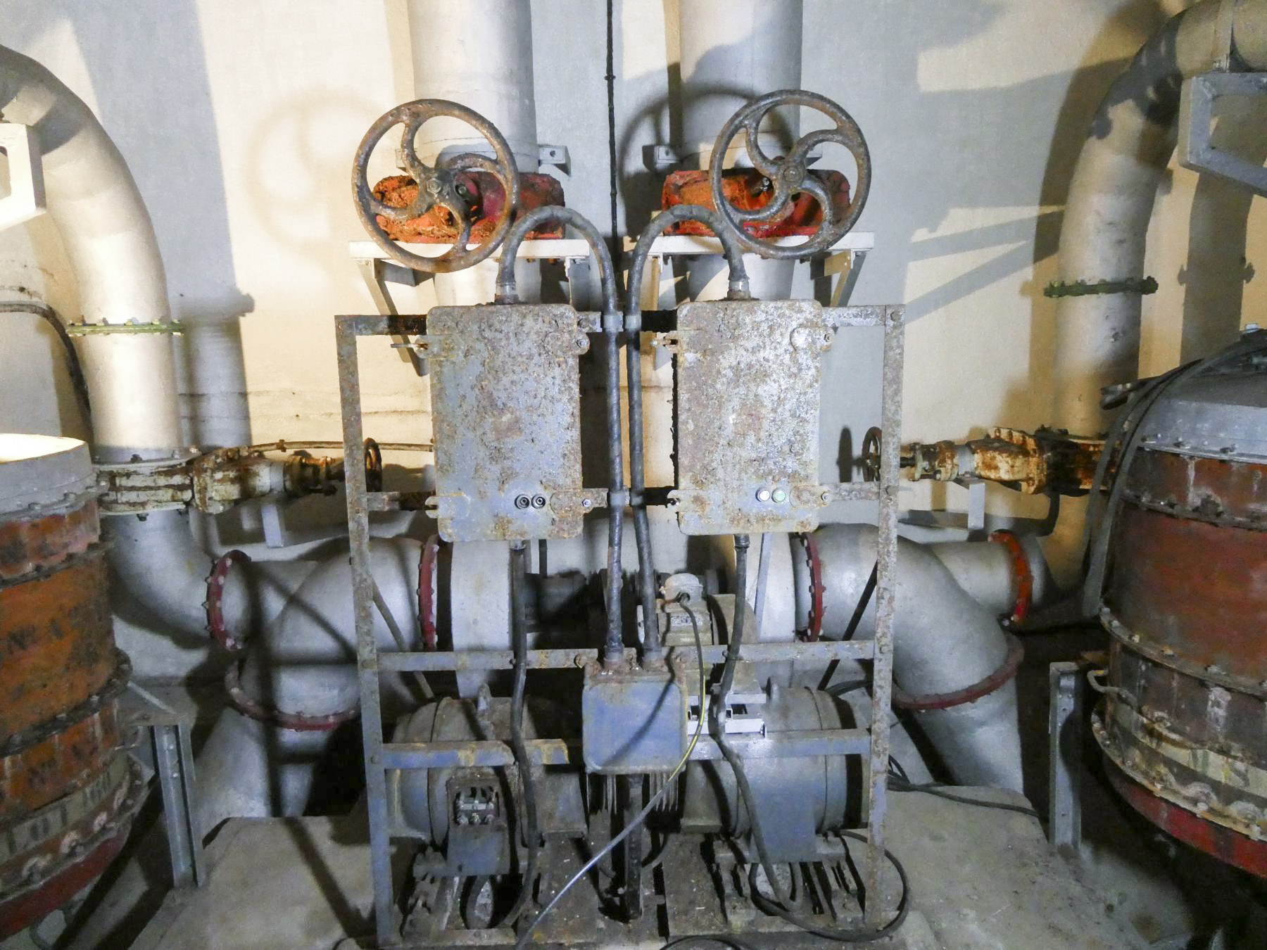 Ligne Maginot - CASTILLON (CN) - EO8 - (Ouvrage d'artillerie) -   - ELLENA Daniel - CUNY Philippe