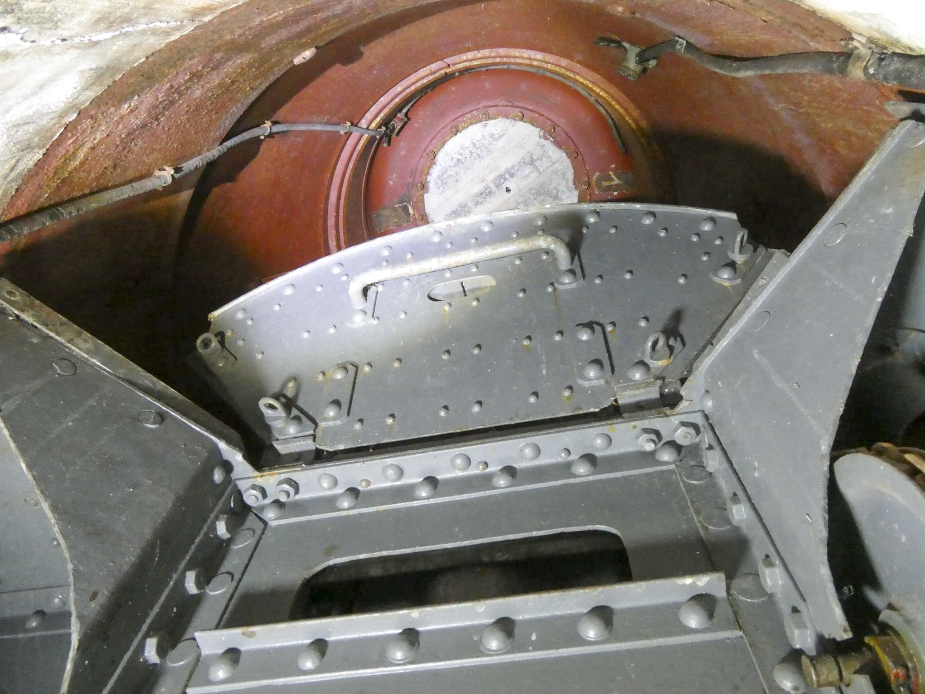 Ligne Maginot - CASTILLON (CN) - EO8 - (Ouvrage d'artillerie) - Bloc 3
Cloche LG - ELLENA Daniel - CUNY Philippe