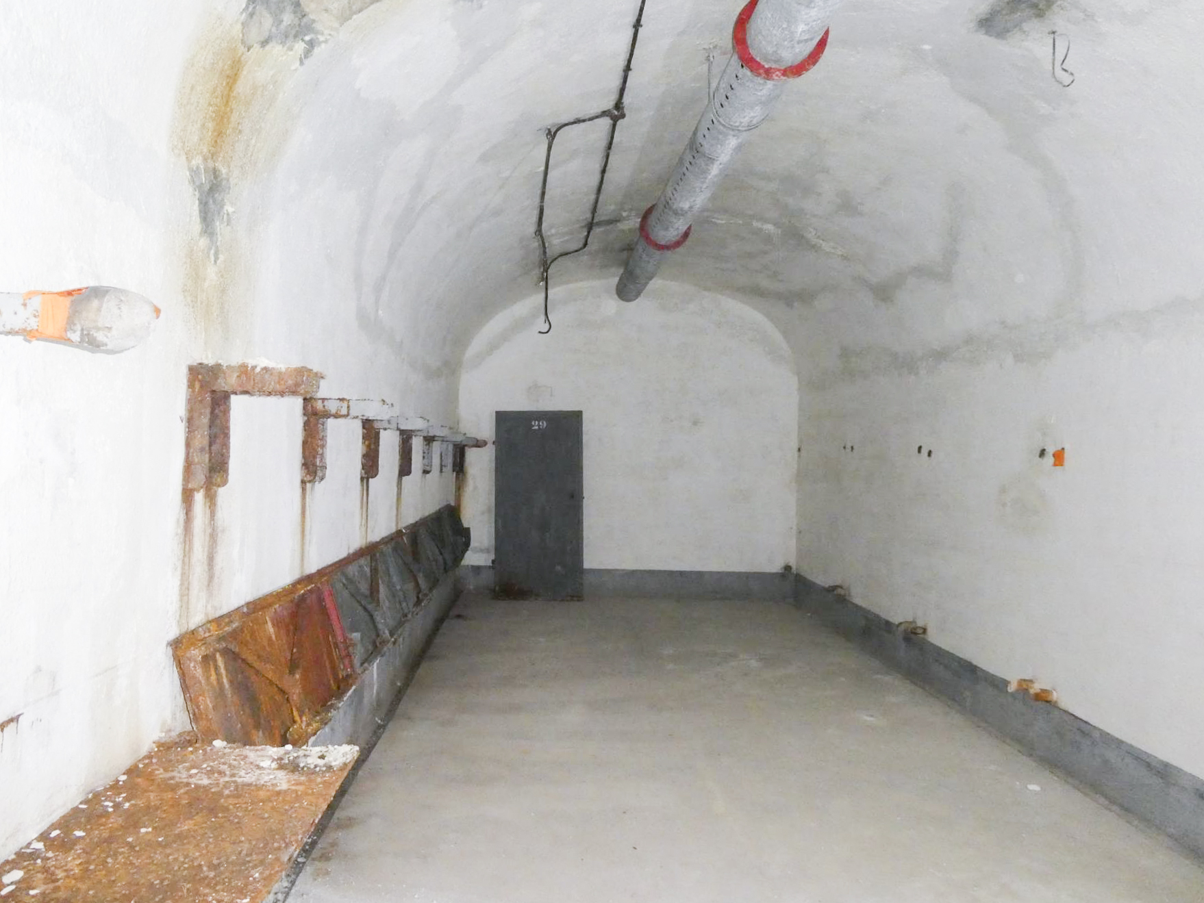 Ligne Maginot - CASTILLON (CN) - EO8 - (Ouvrage d'artillerie) - Chambrée - ELLENA Daniel - CUNY Philippe