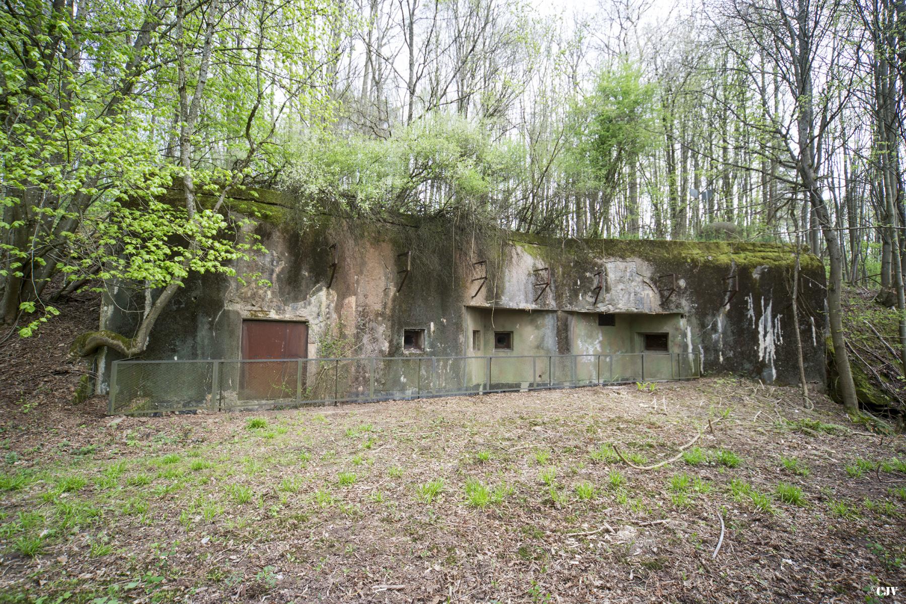 Ligne Maginot - SCHIESSECK - (Ouvrage d'artillerie) - Entrée des hommes - Lia VERMEULEN