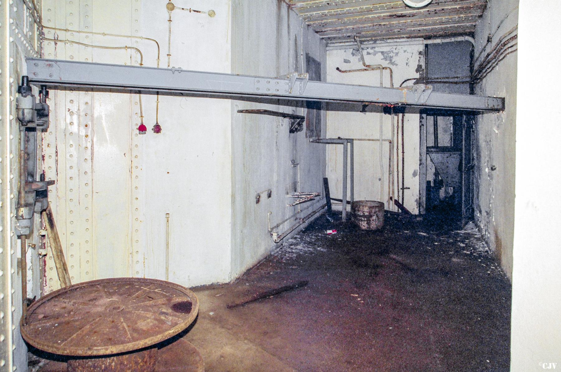 Ligne Maginot - SCHIESSECK - (Ouvrage d'artillerie) - Entrée munitions - Lia VERMEULEN