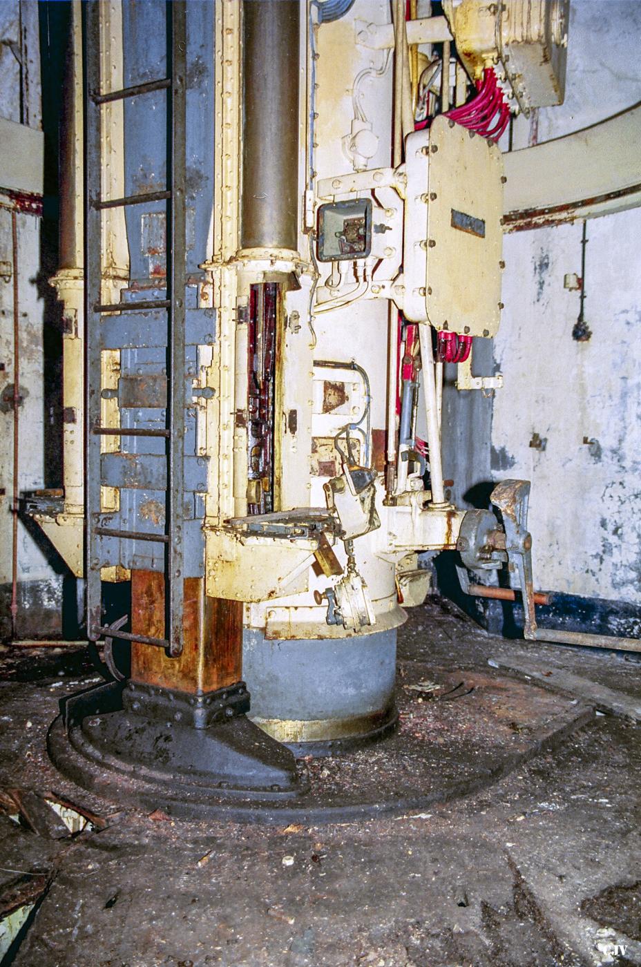 Ligne Maginot - SCHIESSECK - (Ouvrage d'artillerie) - Bloc 8 - Lia VERMEULEN