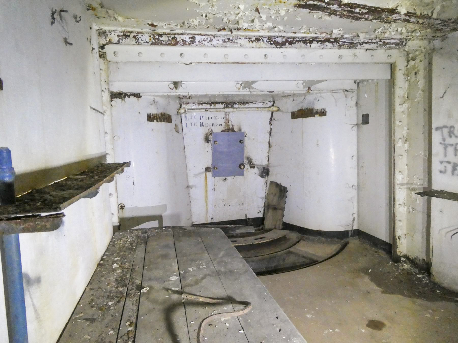 Ligne Maginot - RIMPLAS (RS) - (Ouvrage d'artillerie) - Bloc 4
Emplacement pour 75 Mle 31 - ELLENA Daniel - CUNY Philippe