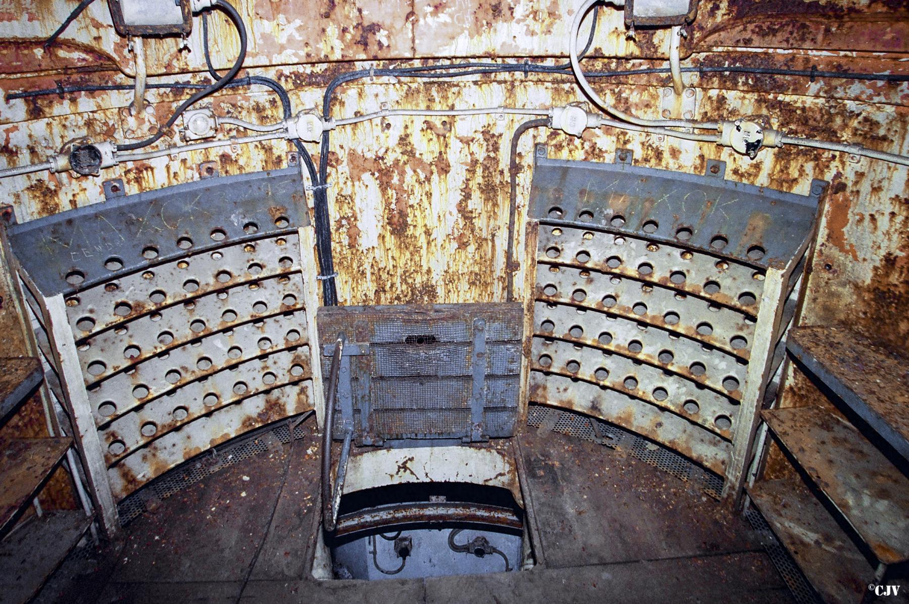 Ligne Maginot - WELSCHHOF - (Ouvrage d'infanterie) - Bloc 2
Tourelle 2 AM - Lia VERMEULEN