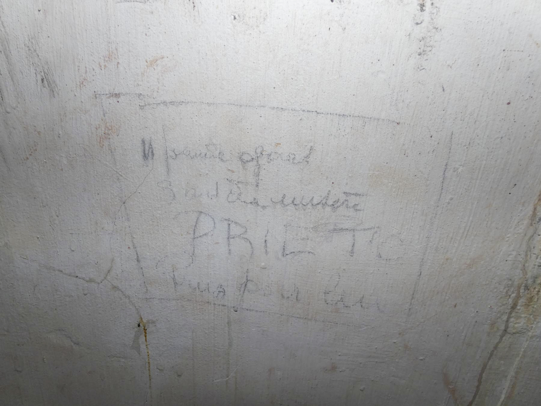 Ligne Maginot - RUISSEAU DU GROSSTHAL 2 - (Blockhaus pour arme infanterie) - Les graffitis à l'intérieur. - STENGER Mathieu