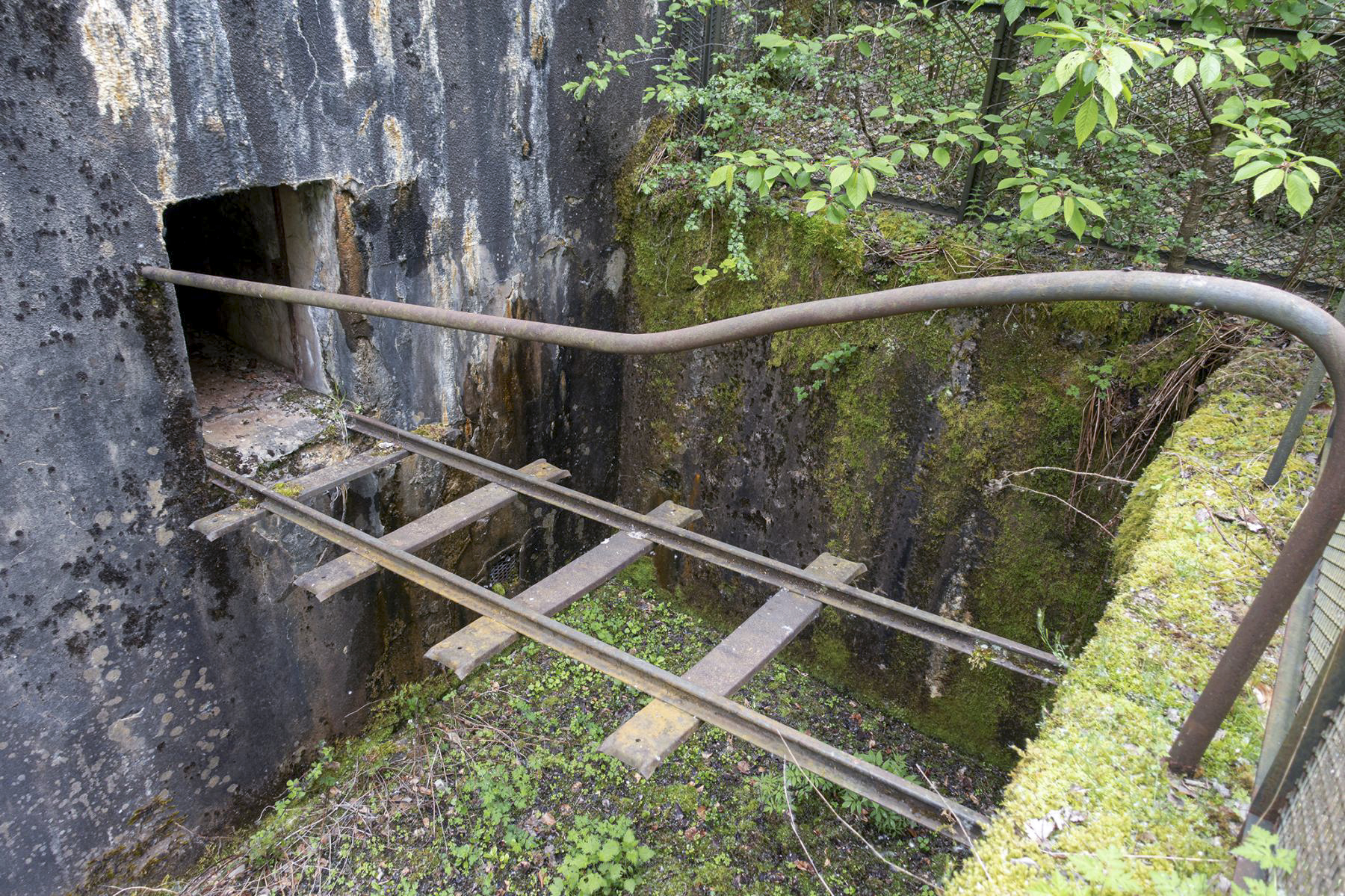 Ligne Maginot - SIMSERHOF - (Ouvrage d'artillerie) - Bloc 1
Issue de secours
 - David Palmer