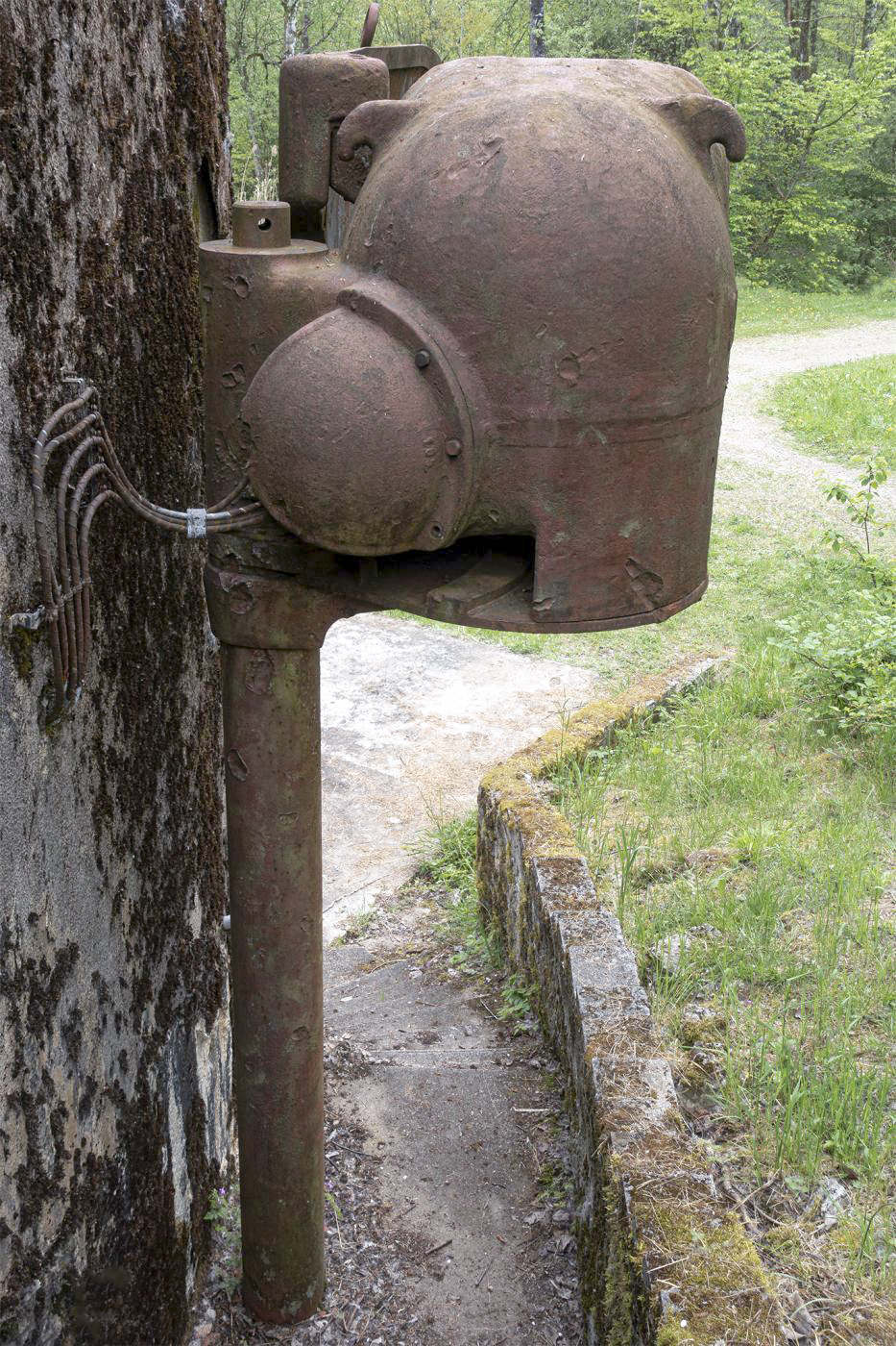 Ligne Maginot - SIMSERHOF - (Ouvrage d'artillerie) - Bloc 4
Projecteur blindée - David Palmer
