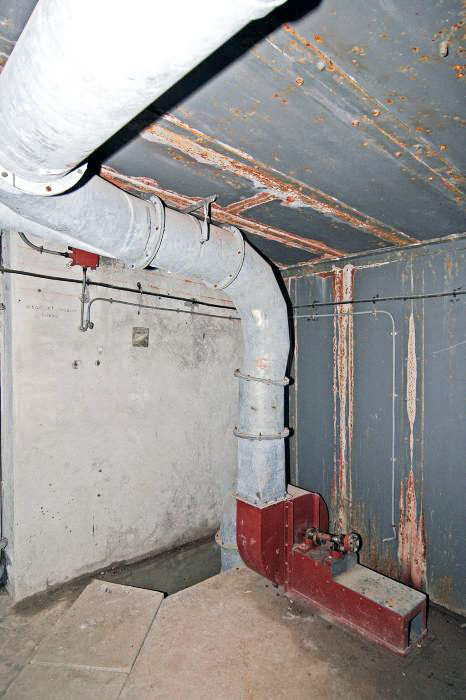Ligne Maginot - GRANGES COMMUNES - (Ouvrage d'infanterie) - Bloc 2
La ventilation du bloc - STRECKER Jürgen