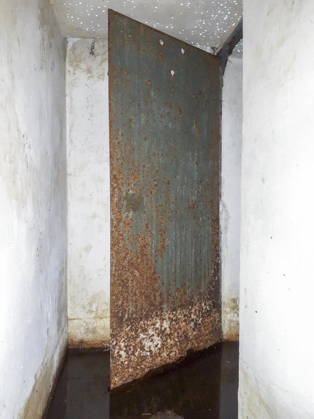 Ligne Maginot - H5 - (Chambre de coupure) - Entrée de la chambre - Gregory Fuchs