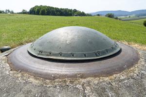 Ligne Maginot - SCHOENENBOURG - (Ouvrage d'artillerie) - Bloc 2
Tourelle de mitrailleuse 