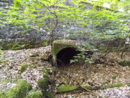Ligne Maginot - HOCHWALD (FOSSé ANTICHAR DU) - (Obstacle antichar) - Fondation présente dans le fosse entre C5 et C6