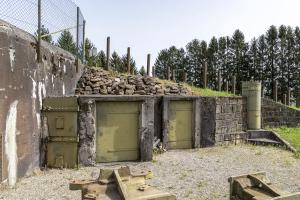 Ligne Maginot - ESCH - (Casemate d'infanterie - Double) - Niches pour mines et Observatoire Blindée