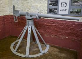 Ligne Maginot - Canon antichar de 47 mm mle 1885 - Canon antichar modèle 1885 sur affût crinoline modèle 1887.
Musée de l'ouvrage du Schoenenbourg