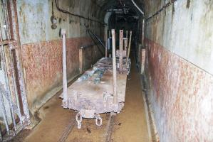 Ligne Maginot - MICHELSBERG - A22 - (Ouvrage d'artillerie) - Des wagonnets type Nord-Est dans une galerie du magasin M2 du bloc 6.