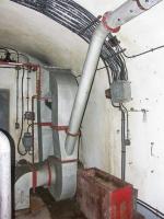Ligne Maginot - BIRLENBACH - (Abri) - La ventilation installée dans l'usine. 
La batterie de réchauffage de l'air neuf est visible en partie haute