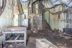Ligne Maginot - MOLVANGE - A9 - (Ouvrage d'artillerie) - Entrée hommes
En bas de l'escalier