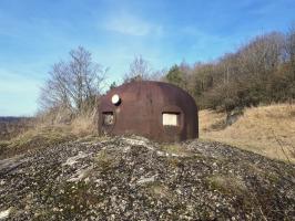 Ligne Maginot - VELOSNES - (Ouvrage d'artillerie) - Bloc 6
Entrée mixte
Cloche GFM de droite