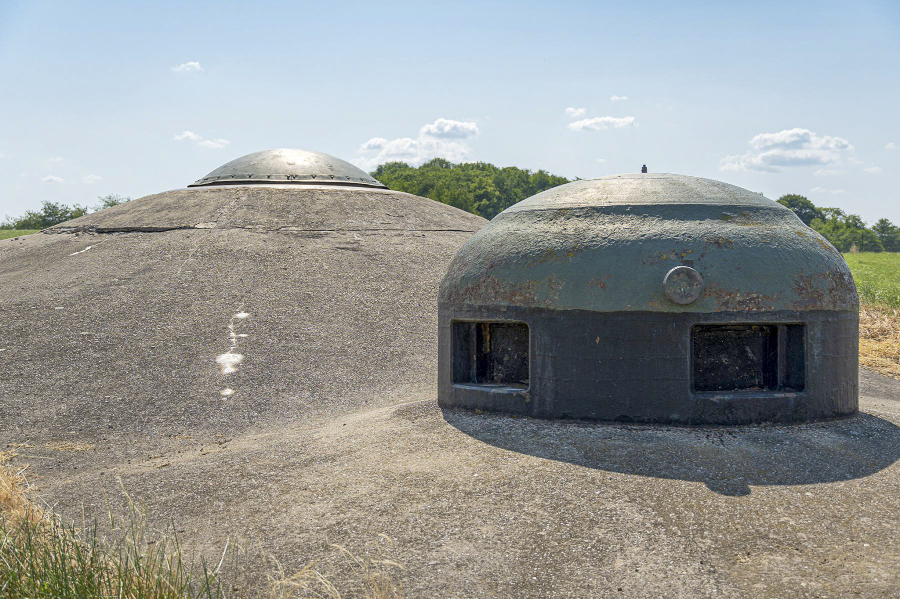 Ligne Maginot - SCHOENENBOURG - (Ouvrage d'artillerie) - Bloc 2
Tourelle de mitrailleuse et cloche GFM - David Palmer