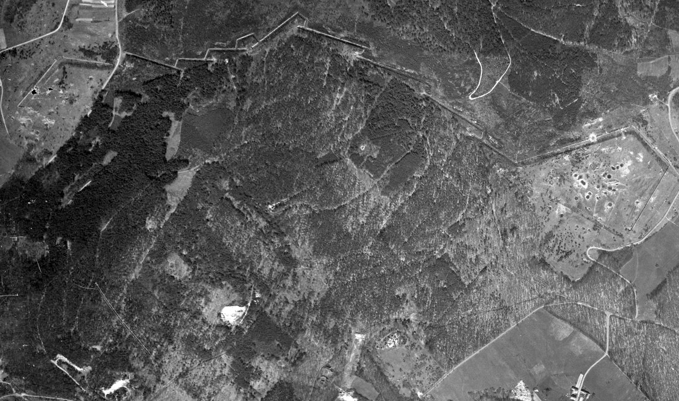Ligne Maginot - HOCHWALD - (Ouvrage d'artillerie) - Photo IGN de l'ouvrage - IGN - Geoportail 1951