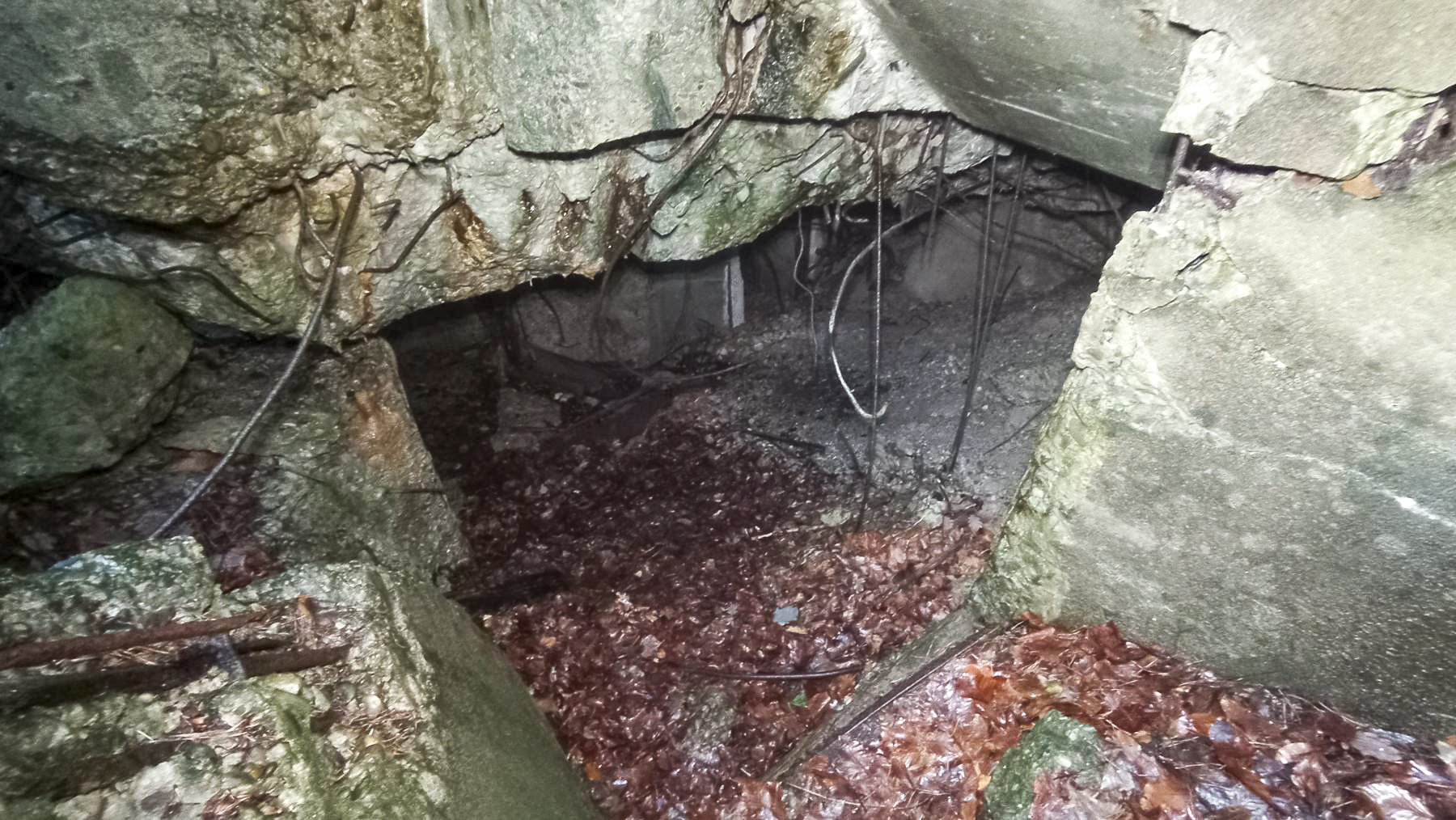 Ligne Maginot - HOCHWALD C2 - (Casemate d'infanterie) - L'entrée  - Baptiste GAUDIN