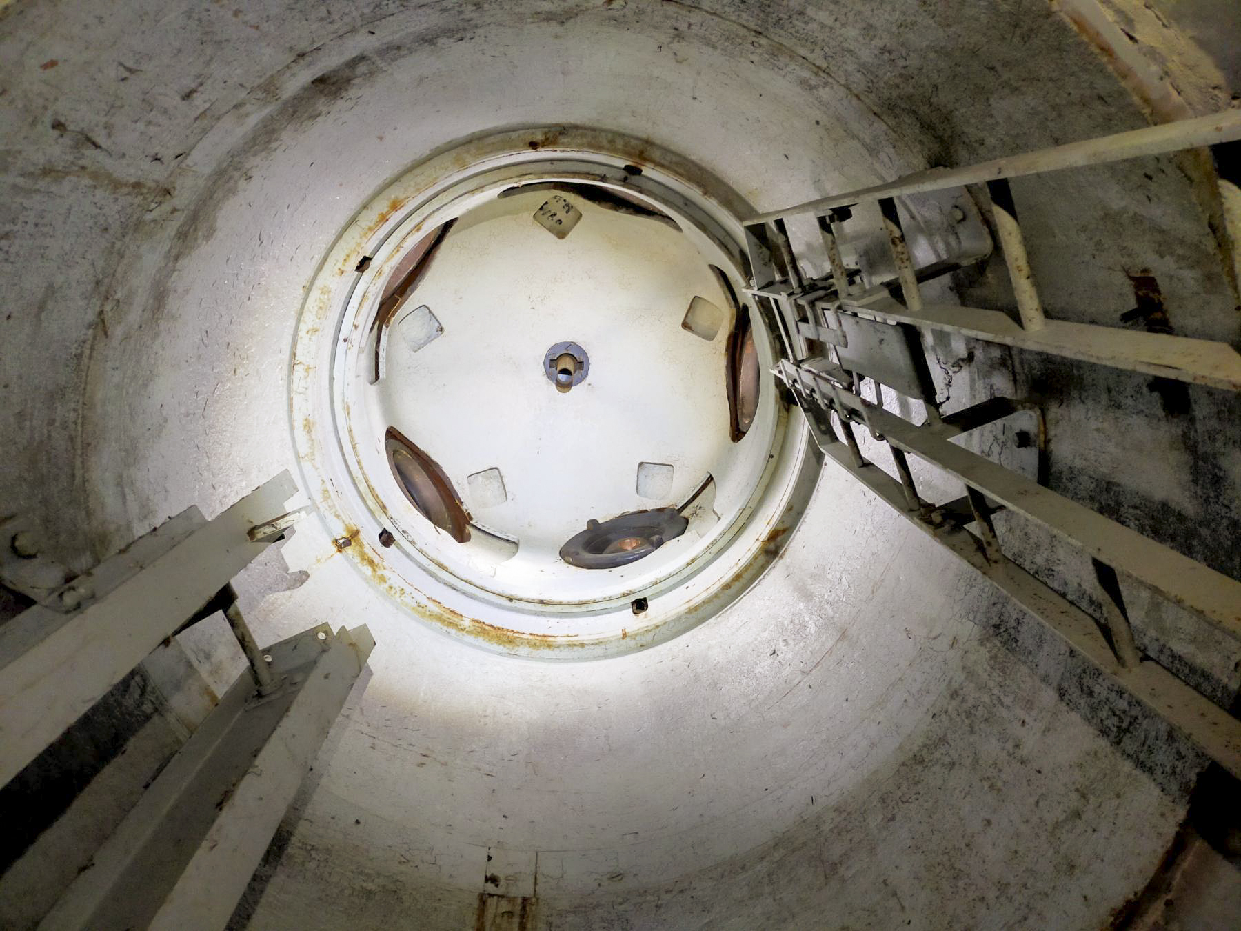 Ligne Maginot - 112 - BETTLACH SUD - (Casemate d'infanterie - Double) - Puits de la cloche GFM - Julien Boulanger