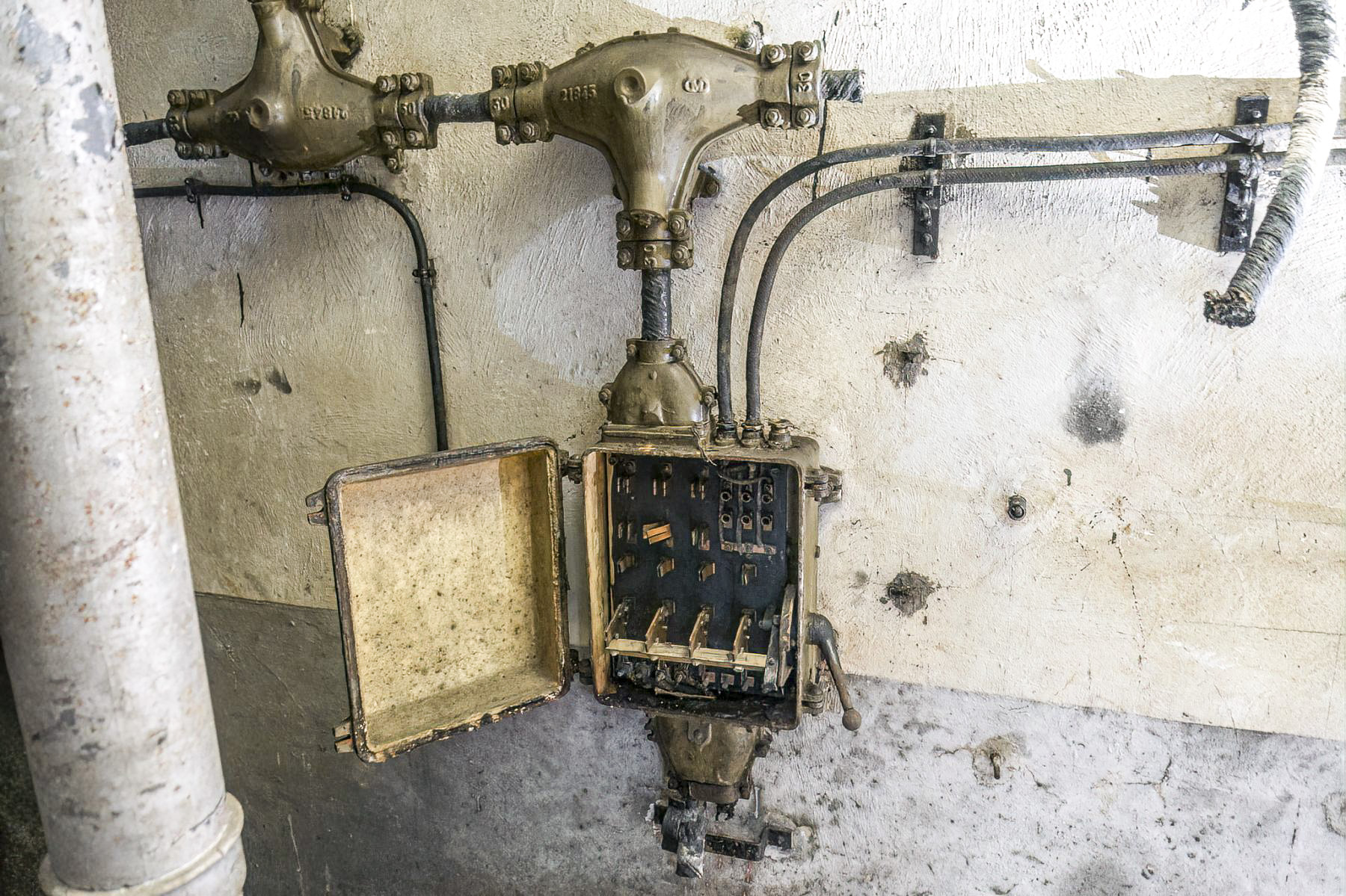 Ligne Maginot - SOUFFLENHEIM (II / 23° RIF) - (Abri) - Coffret de commande des groupes électrogènes - David Palmer