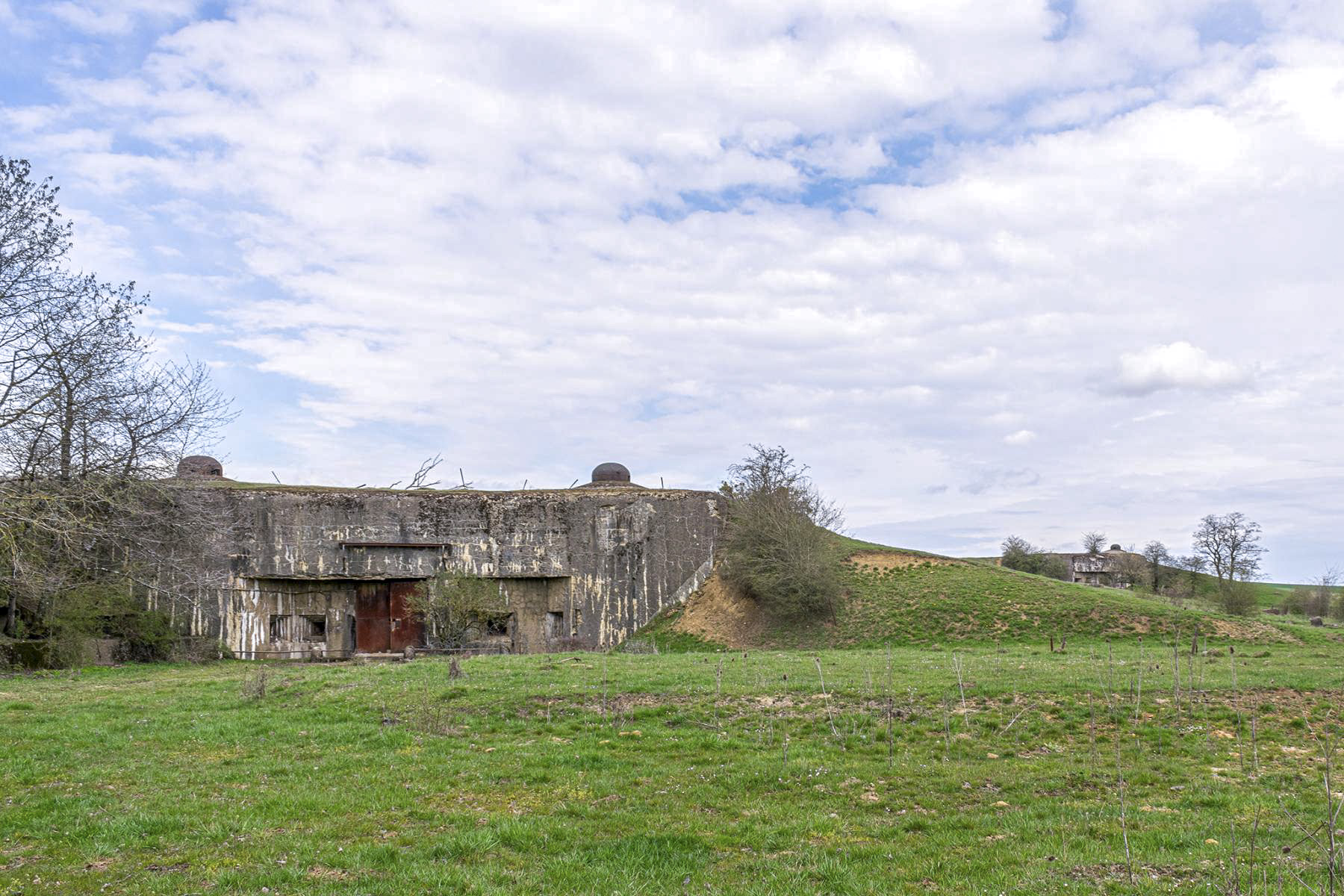 Ligne Maginot - LATIREMONT - A3 - (Ouvrage d'artillerie) - Entrée munitions et entrée des hommes - David Palmer