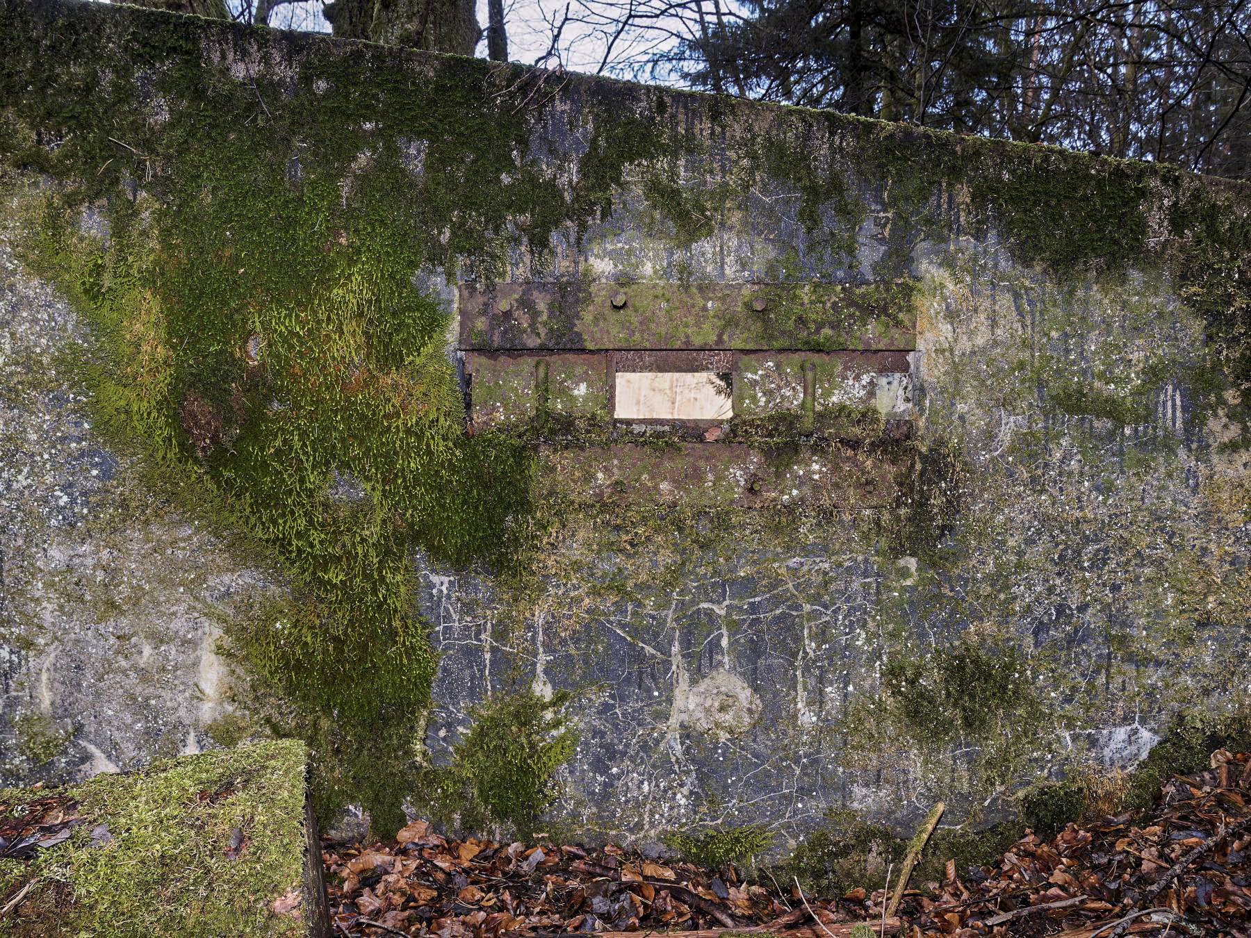 Ligne Maginot - NEUWEIHER 1 - (Blockhaus pour canon) - Créneau dans le mur - Jürgen Morr