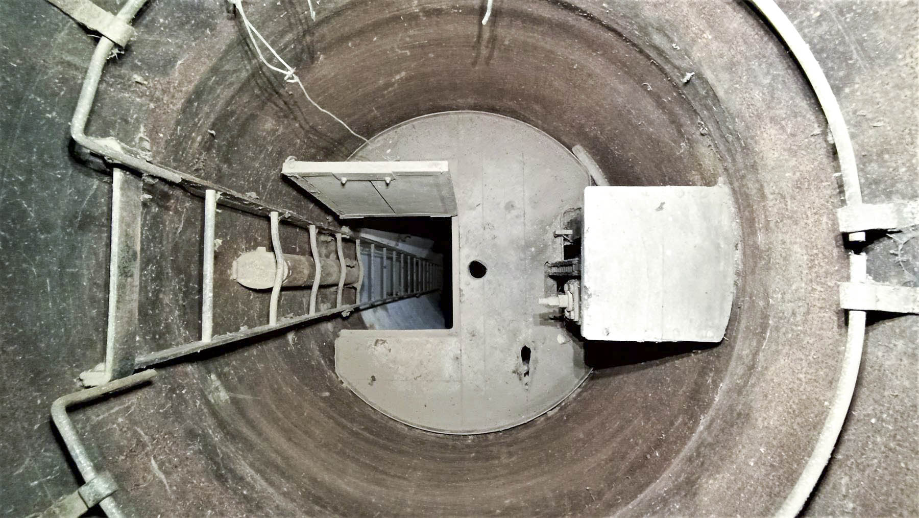 Ligne Maginot - HOFFEN - (Abri) - Vue de dessus du plancher mobile - Baptiste GAUDIN