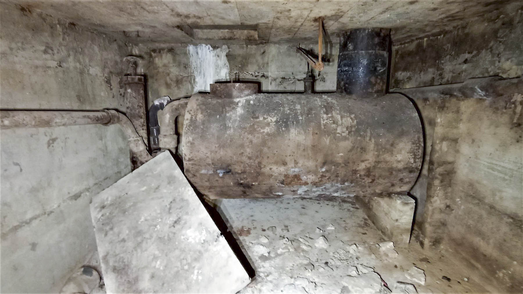 Ligne Maginot - HOFFEN - (Abri) - Fosse chimique du local des latrines pour officier  N°26 - Baptiste GAUDIN