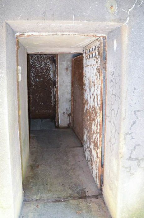 Ligne Maginot - 110 - BETTLACH - (Casemate d'artillerie) - Entrée des hommes - D. Froehly