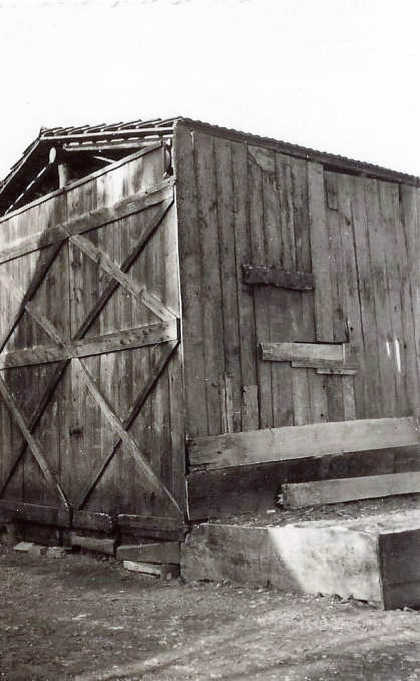 Ligne Maginot - RUE DU RUISSEAU - (Blockhaus pour arme infanterie) - Le blockhaus achevé, camouflé en grange - René SCHALCK
