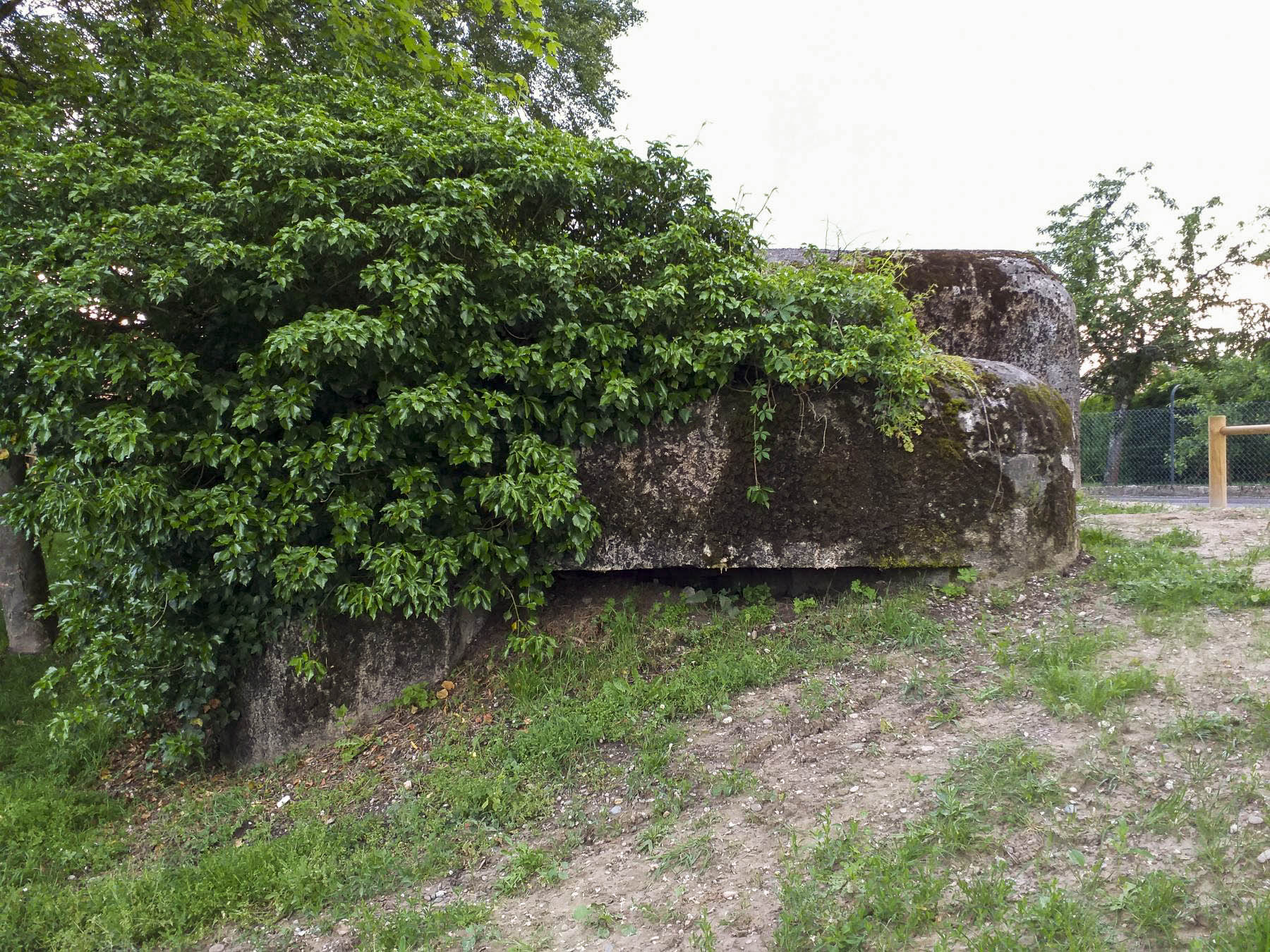 Ligne Maginot - AUENHEIM PONT - (Blockhaus pour canon) - Créneau AC de la chambre de tir basse - Les Gardiens du Rhin