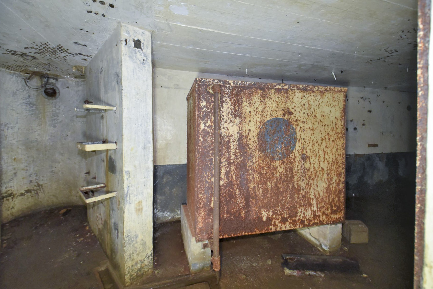 Ligne Maginot - RAVIN DE CRUSNES - C23 - (Casemate d'infanterie - Simple) -  - Ludovic KNAPP