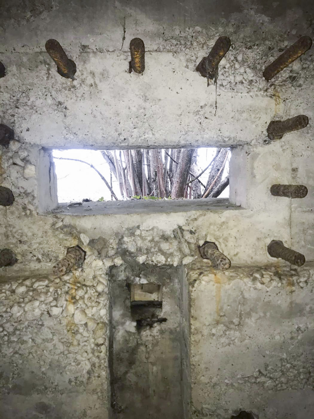 Ligne Maginot - MITTELGRUND - (Blockhaus pour arme infanterie) - Créneau mitrailleuse - Arthur
