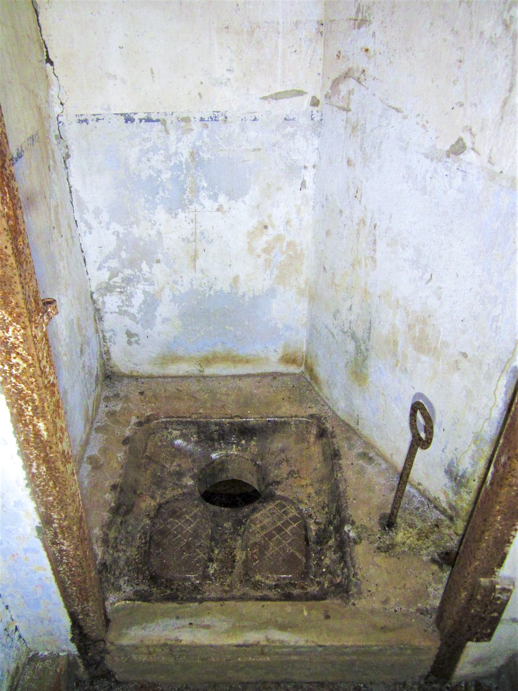 Ligne Maginot - SAEGEMUHLE - (Blockhaus pour arme infanterie) - Latrines - Gregory Fuchs