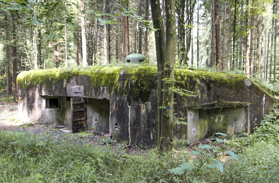 Ligne Maginot - SAEGEMUHLE - (Blockhaus pour arme infanterie) - Vue coté est - JOLAS, Jean-Michel