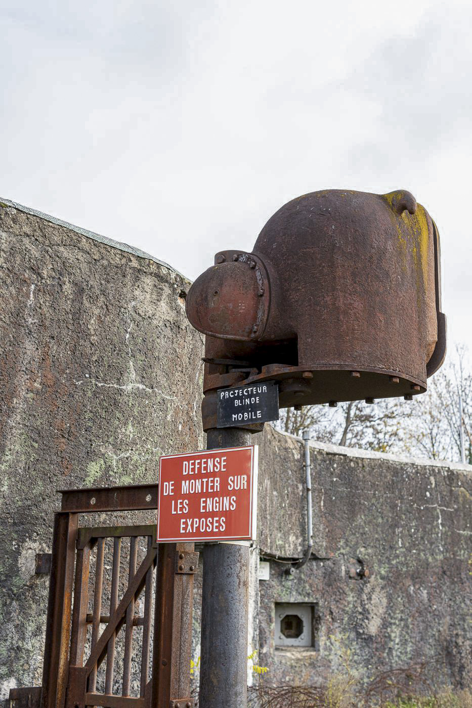 Ligne Maginot - 35/3 - MARCKOLSHEIM SUD - (Casemate d'infanterie - Double) - Projecteur blindé - David Palmer