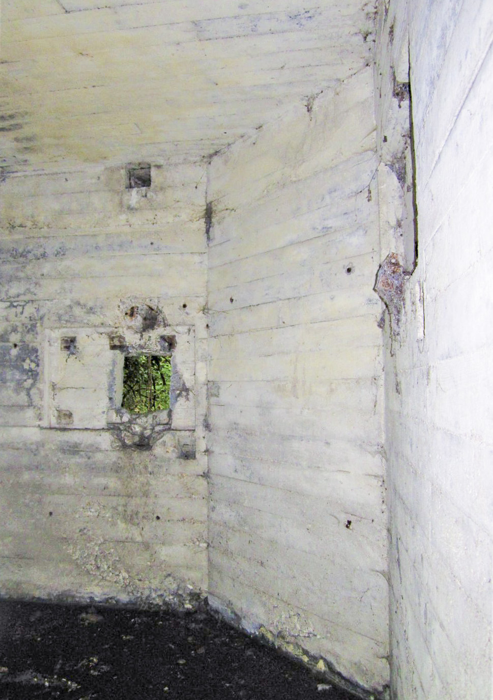 Ligne Maginot - 301B - PORT DU RHIN SUD 34 - (Blockhaus pour arme infanterie) - Chambre de tir - Les Gardiens du Rhin