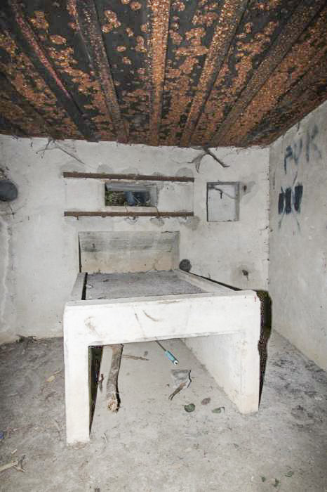 Ligne Maginot - A33 - (Blockhaus pour arme infanterie) - Mitrailleuse de droite - Antoine Schoen