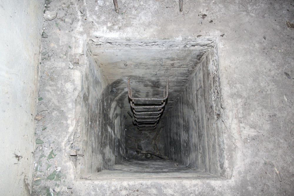 Ligne Maginot - A33 - (Blockhaus pour arme infanterie) - Le puits donnant accès à l'abri A 33 - Antoine Schoen