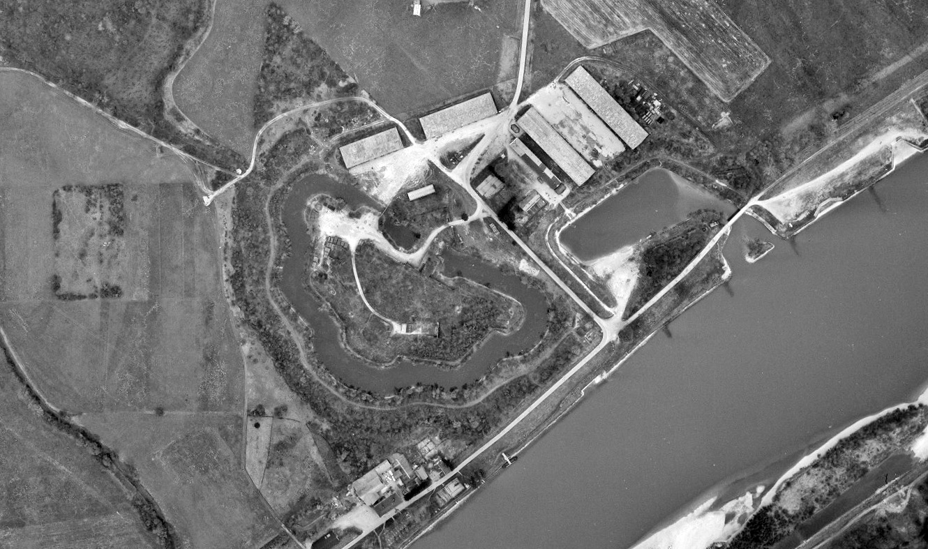 Ligne Maginot - BATTERIE D'ALTENHEIM - (Ouvrage d'infanterie) - Le Fort Hoche et la Batterie d'Altenheim en 1964 - IGN - Géoportail 1964