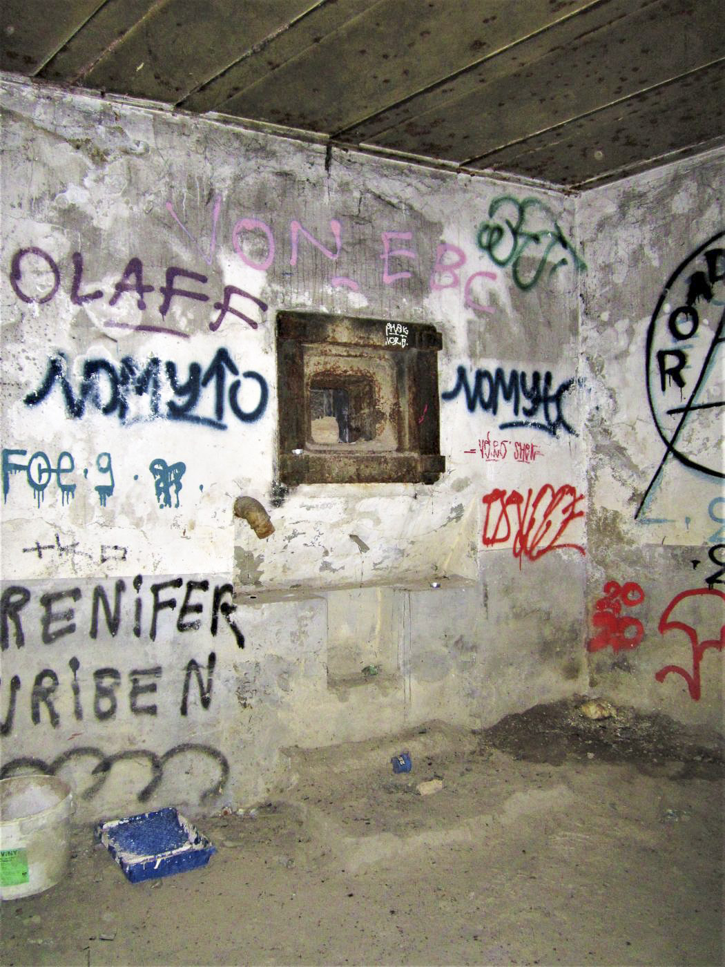 Ligne Maginot - BASSIN DE L'INDUSTRIE - (Casemate d'infanterie - Double) - Chambre de tir Nord
Créneau JM - Les Gardiens du Rhin