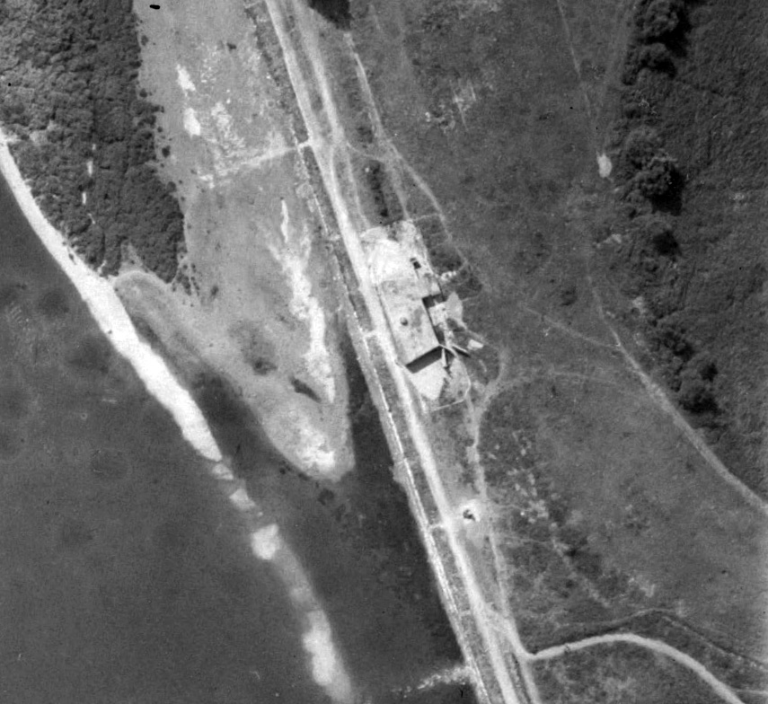 Ligne Maginot - CHAMP DE COURSES - (Casemate d'infanterie - double) -  - IGN - Géoportail 1947