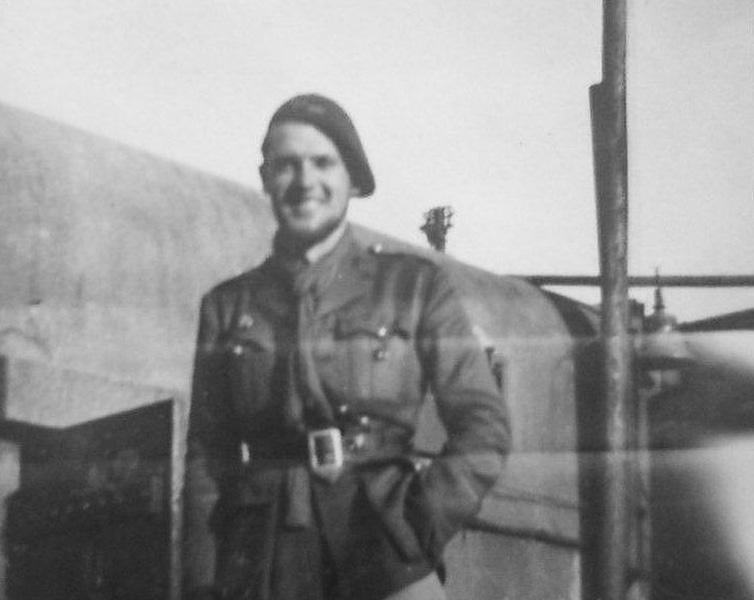 Ligne Maginot - CHAMP DE COURSES - (Casemate d'infanterie - double) - Le S-Lt Baltzinger - Inconnu