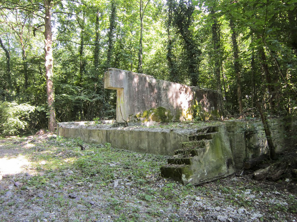 Ligne Maginot - GANZAU (Dépôt de Munitions) - Vestige d'un bâtiment de stockage - Mannheim