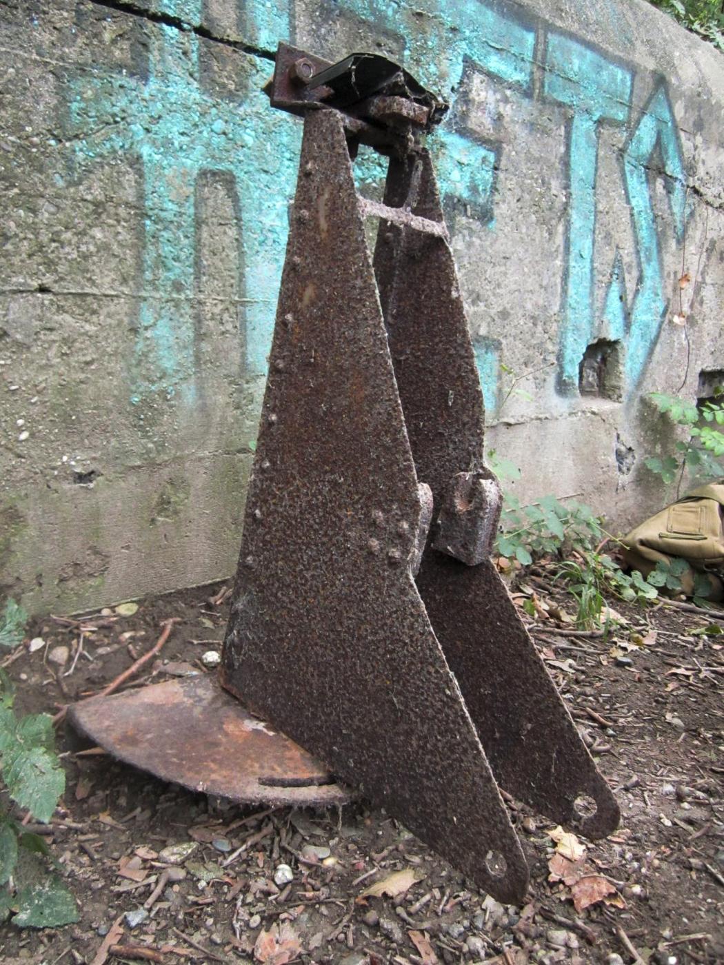 Ligne Maginot - HAUTE DIGUE 2 - (Blockhaus pour arme infanterie) - Le support démonté - G.Fuchs