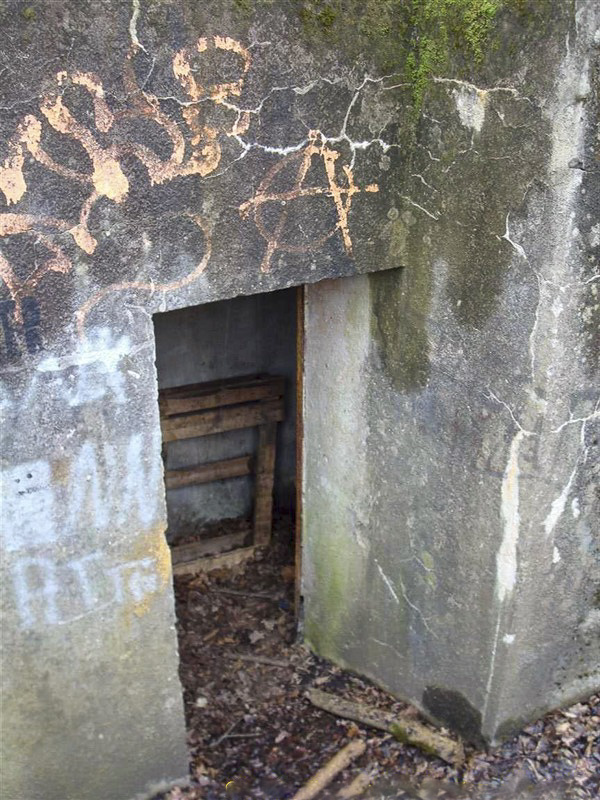 Ligne Maginot - OBERJAEGERHOFF - (Abri) - L'entrée gauche du PC, aujourd'hui condamnée - Inconnu